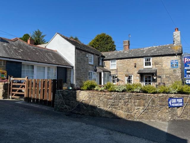 The Fountain Inn Madron Exterior foto